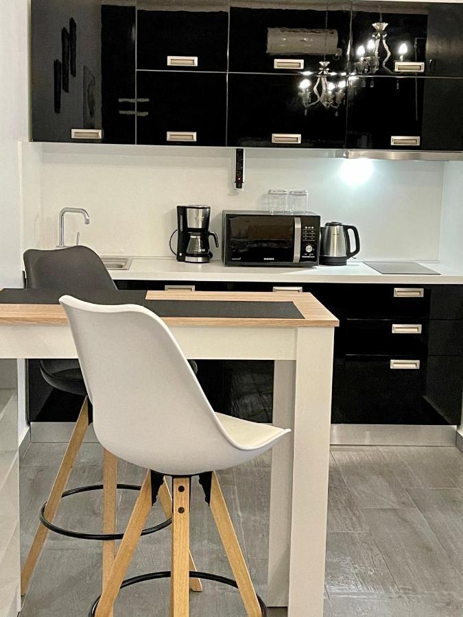 Appartamento Luxury Studio Zara Esterno foto